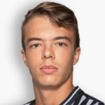 Н. Спиракос  