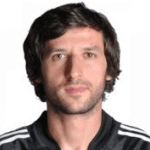 Ника Пилиев  