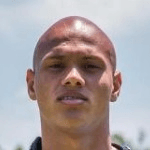 Николас Карека