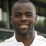 Е. Андзуана  