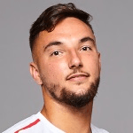 Э. Валентим  