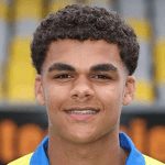 Маттиас Нартей  