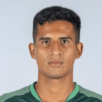 Э. Альварес  