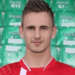 Е. Гаколларі  