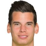 Балинт Байнер