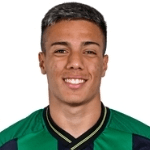 Карлос Алберто  